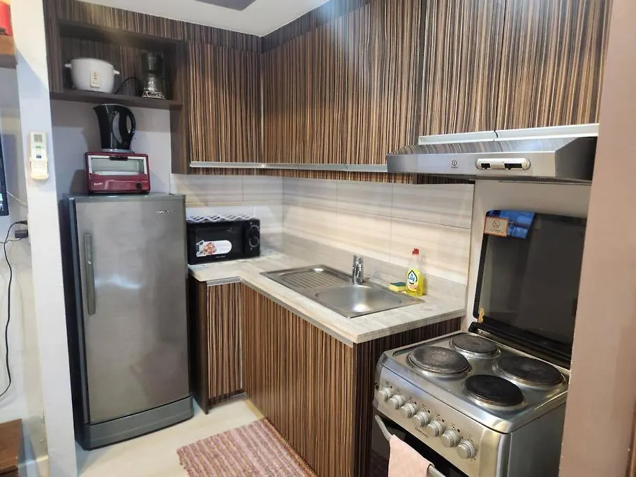 Apartament Kl Tower Cosy Studio With Balcony Sauna Gym Pool Near Greenbelt Manila
