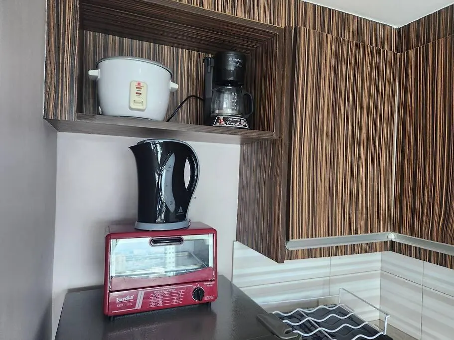 Kl Tower Cosy Studio With Balcony Sauna Gym Pool Near Greenbelt Manila Apartment